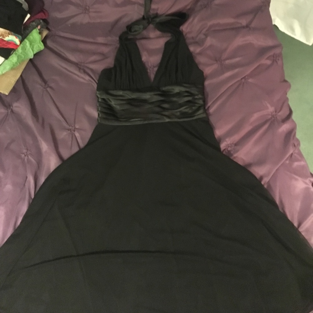 Mix It formal blk knee length halter dress Size 10