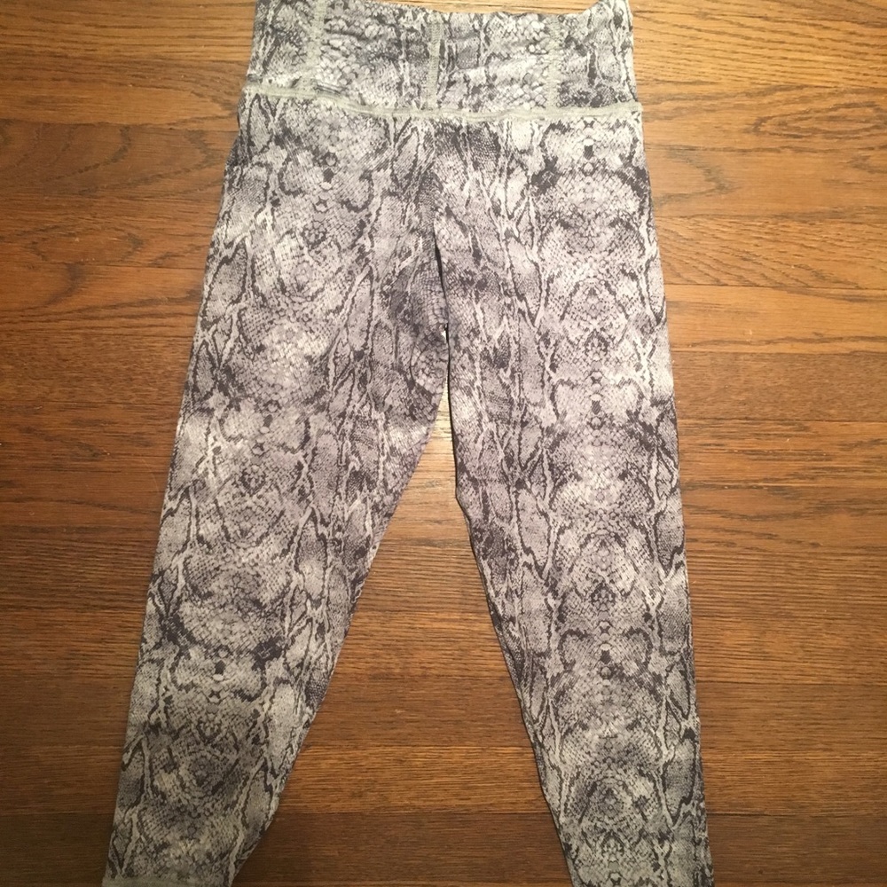 Snakeskin Leggings