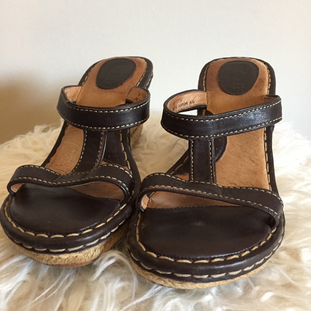 Slip On Wedged Sandals