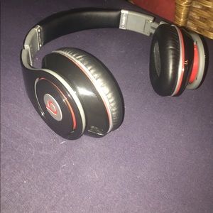 Beats by Dr. Dre(studios)
