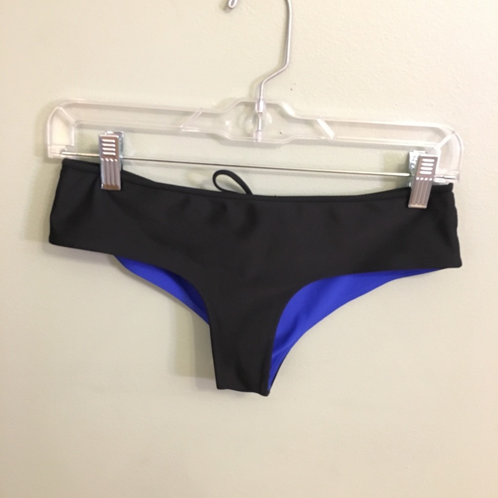 Lululemon cheeky bikini bottom