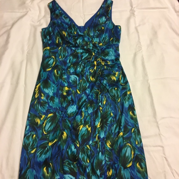 Dress - Picture 1 of 3