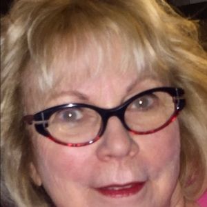 Meet your Posher, Virginia