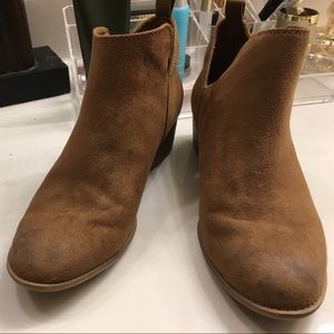 American Eagle brushed leather booties