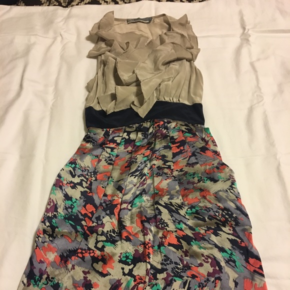 Dress with pockets! - Picture 1 of 4