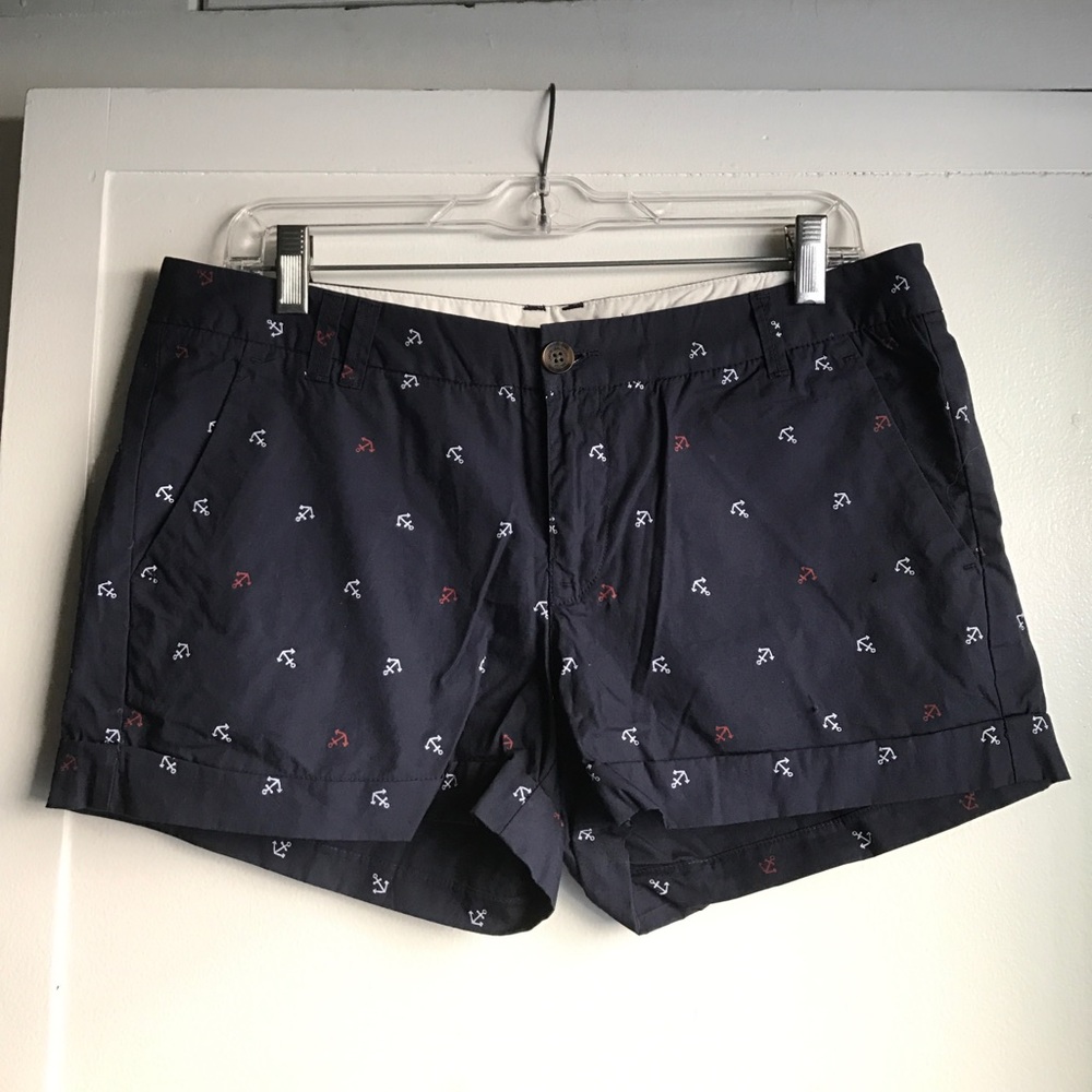 Cute Nautical Shorts w/ Anchors