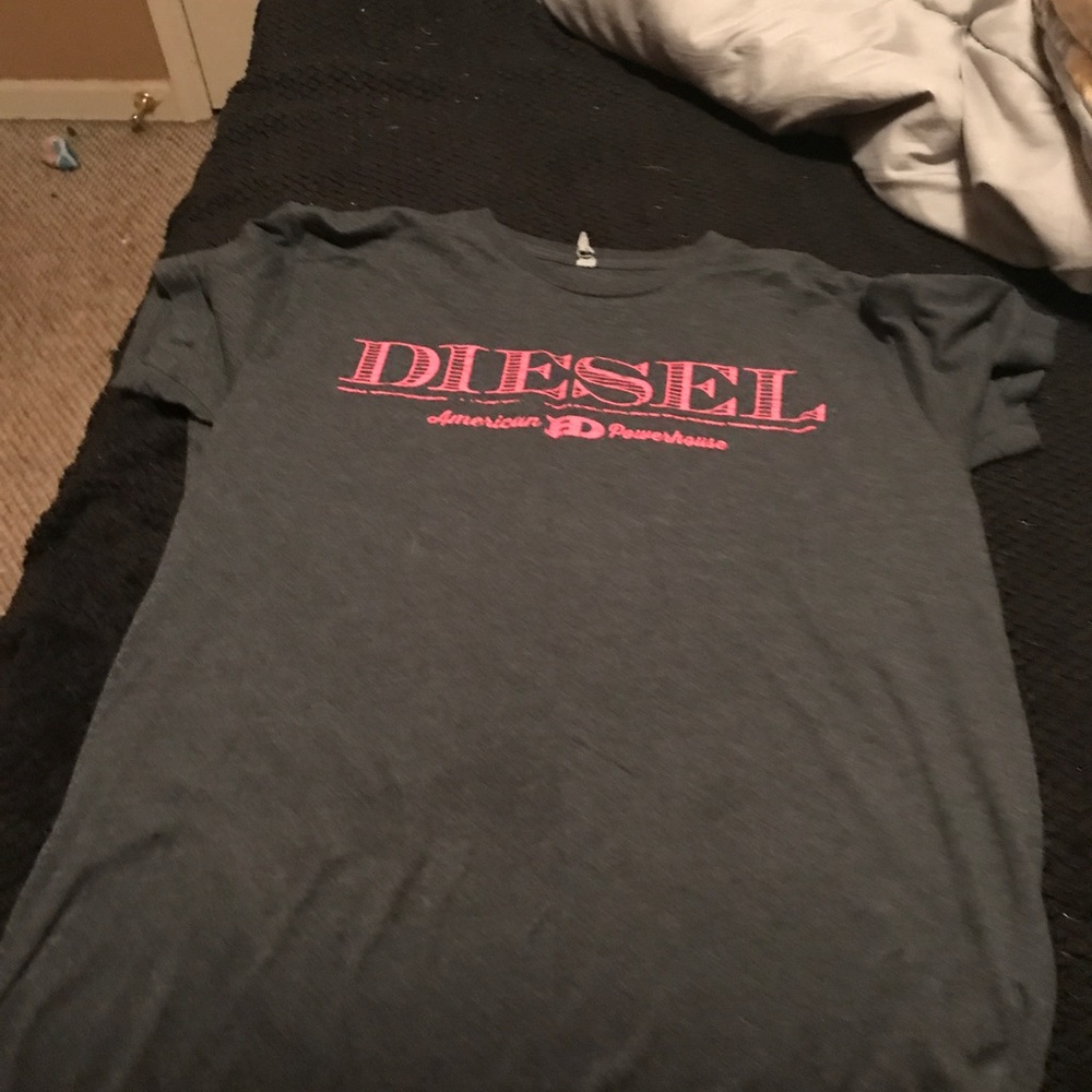 HD t-shirt