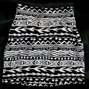 Black & White Tribal print Bodycon Mini Skirt
