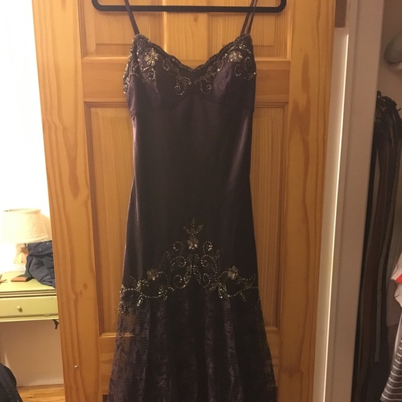Dress - Picture 2 of 6