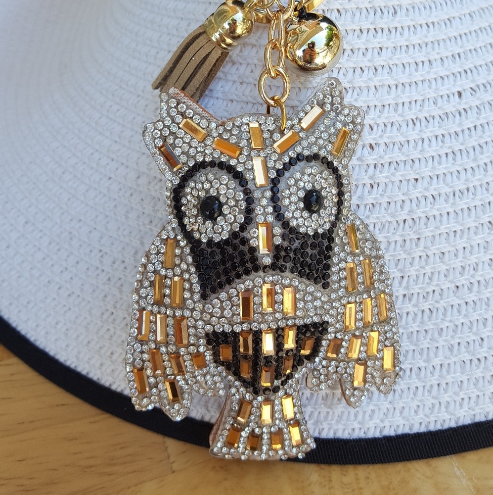 Owl Rhinestone Keychain - Picture 2 of 4