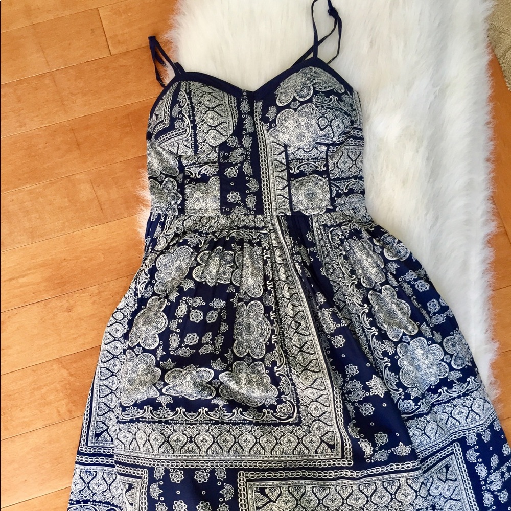Short Patterned Blue & White Dress
