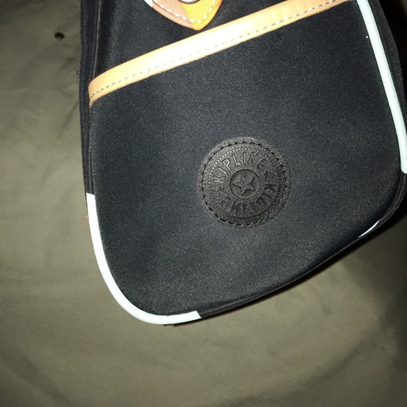 Kipling super cool purse - Picture 6 of 7