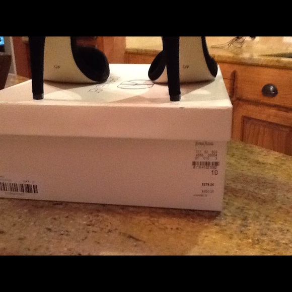 Dee Keller Size 10 Black Suede 5" heels NEW - Picture 3 of 5