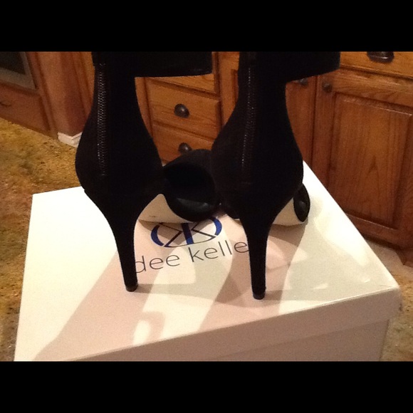 Dee Keller Size 10 Black Suede 5" heels NEW - Picture 4 of 5
