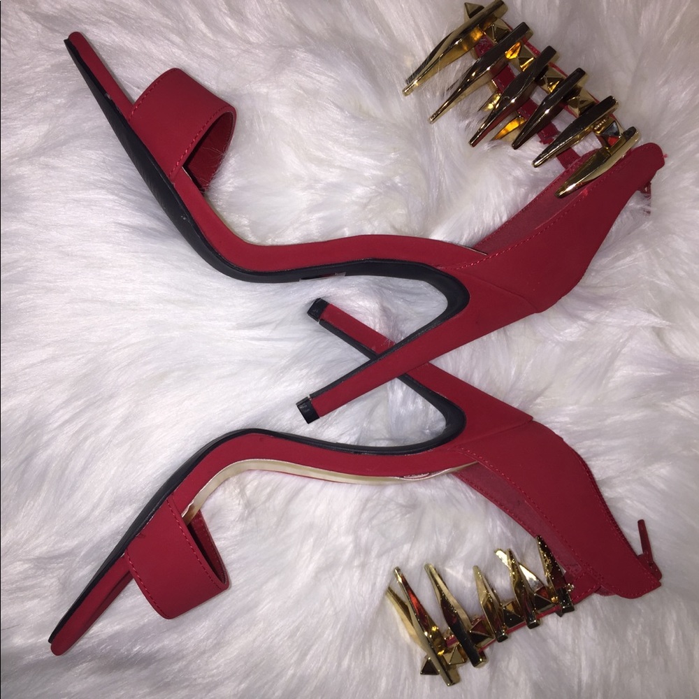 Qupid Spike Heel SZ 6.5