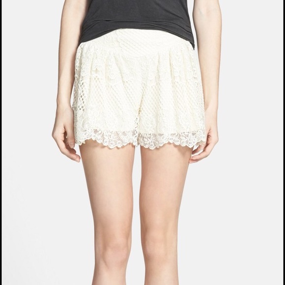 Anthropologie Pants - NWT Ella Moss Lace Shorts Sz M