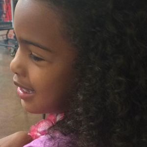 Meet your Posher, Danielle