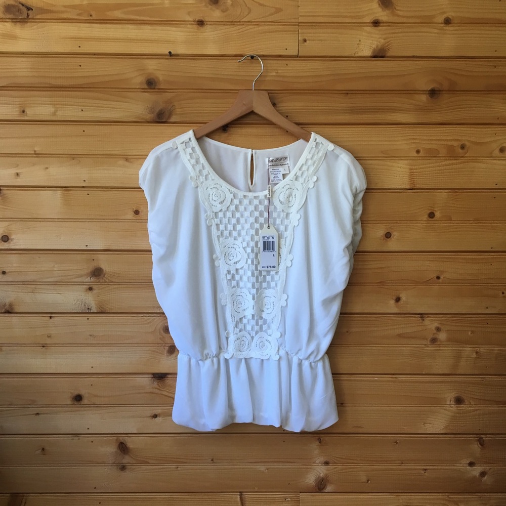 ⬇️•MSSP• 'Veronica' peplum blouse-Size Large