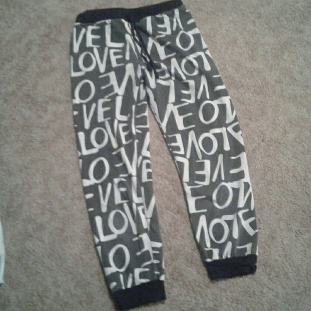 Capri sweatpants