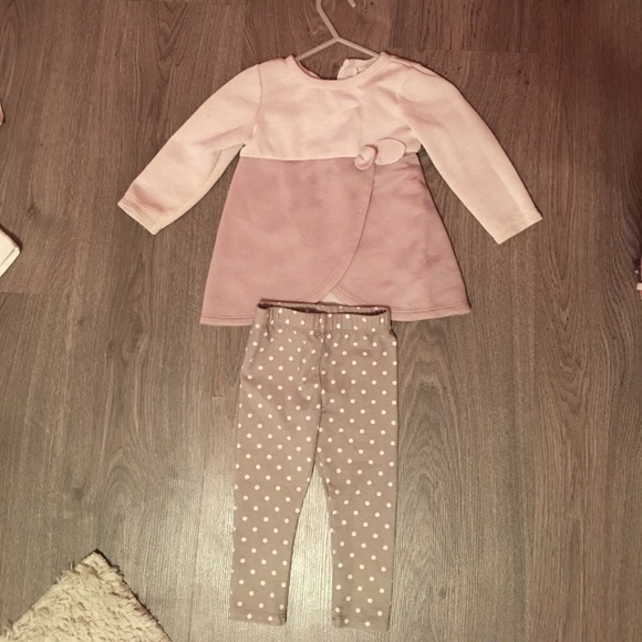 Baby girl matching sets!6-9 mth for $10 an outfit. - Picture 3 of 5