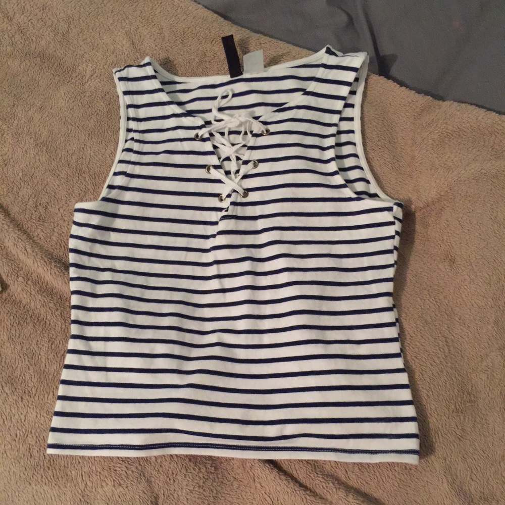 blue and white stripes, crop top • size : small