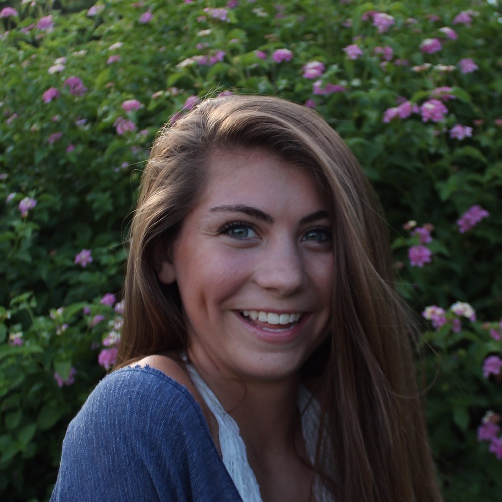 Meet your Posher, Olivia