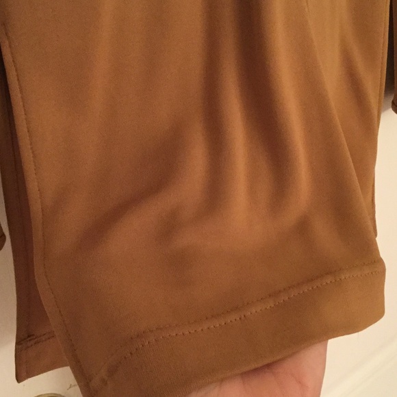 Mark Eisen tan viscose tunic top size 10 worn once - Picture 5 of 7