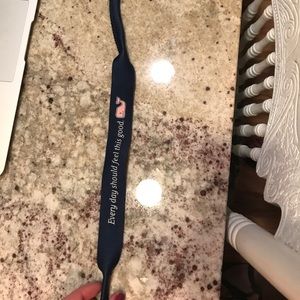 VINEYARD VINES SUNGLASSES CROAKIES 🐳