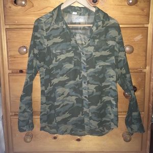 🌞OLD NAVY TOP SIZE S