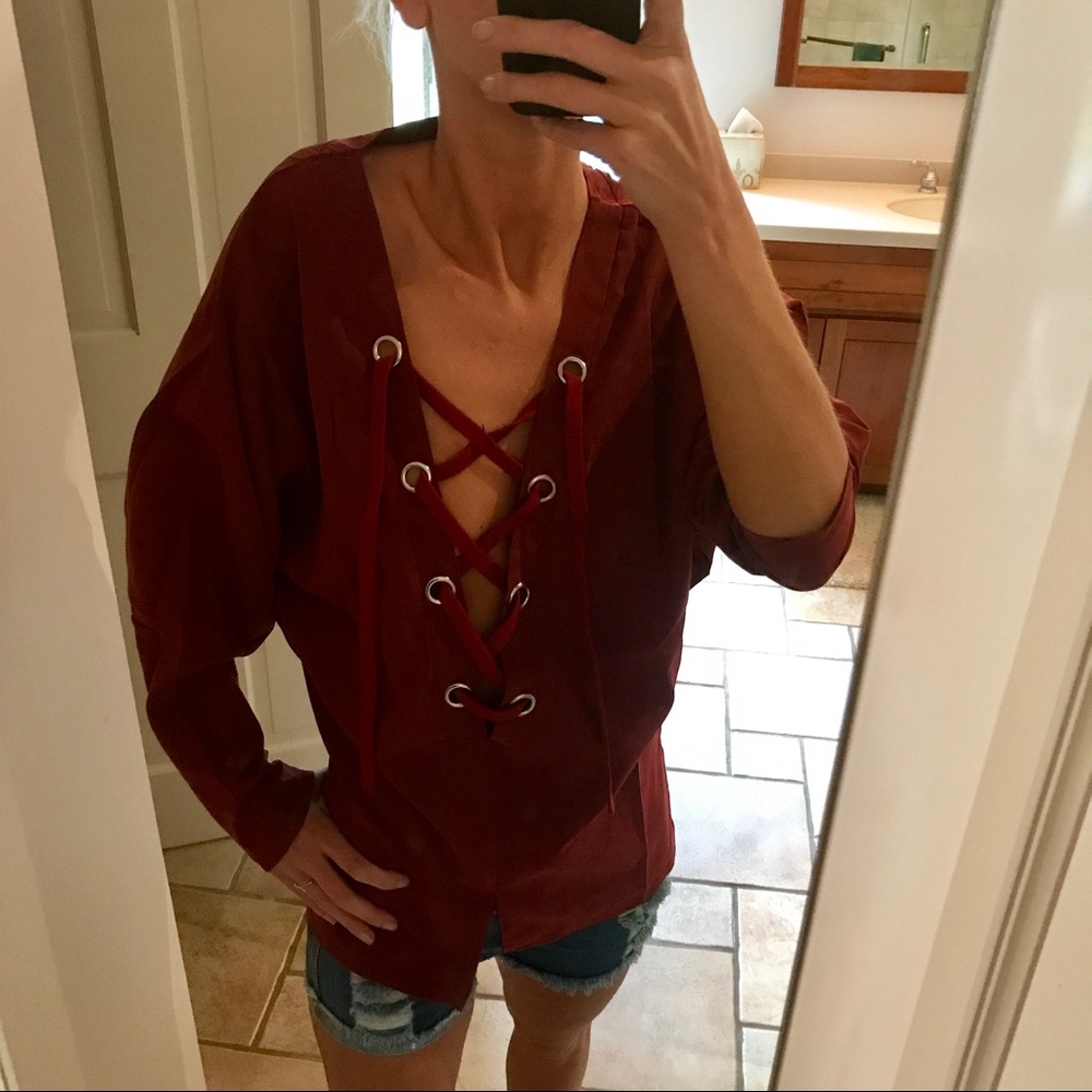 NWT lace up oversized red top - Picture 2 of 4
