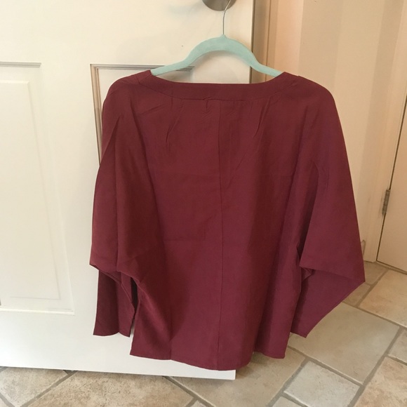 NWT lace up oversized red top - Picture 4 of 4
