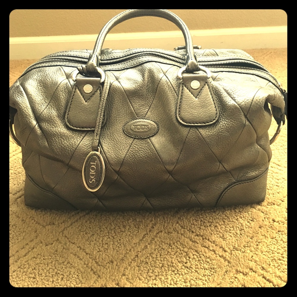 Tod's metallic quilted handbag