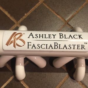 FasciaBlaster