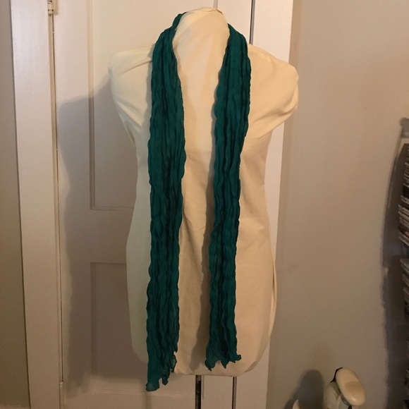 Casual soft wrinkle scarf - Picture 6 of 7