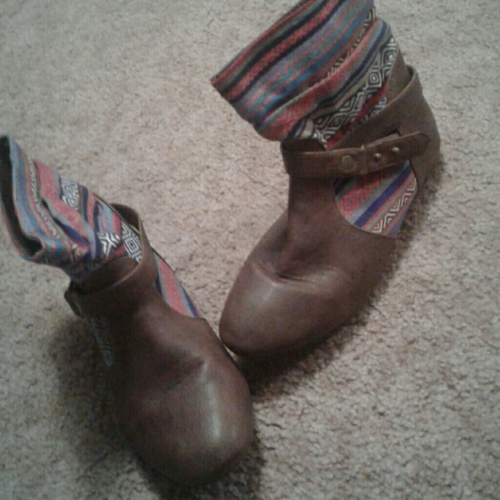 Brown and print shoes