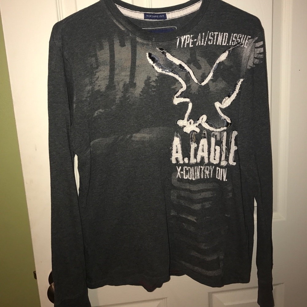Men's long sleeve American Eagle t-shirt