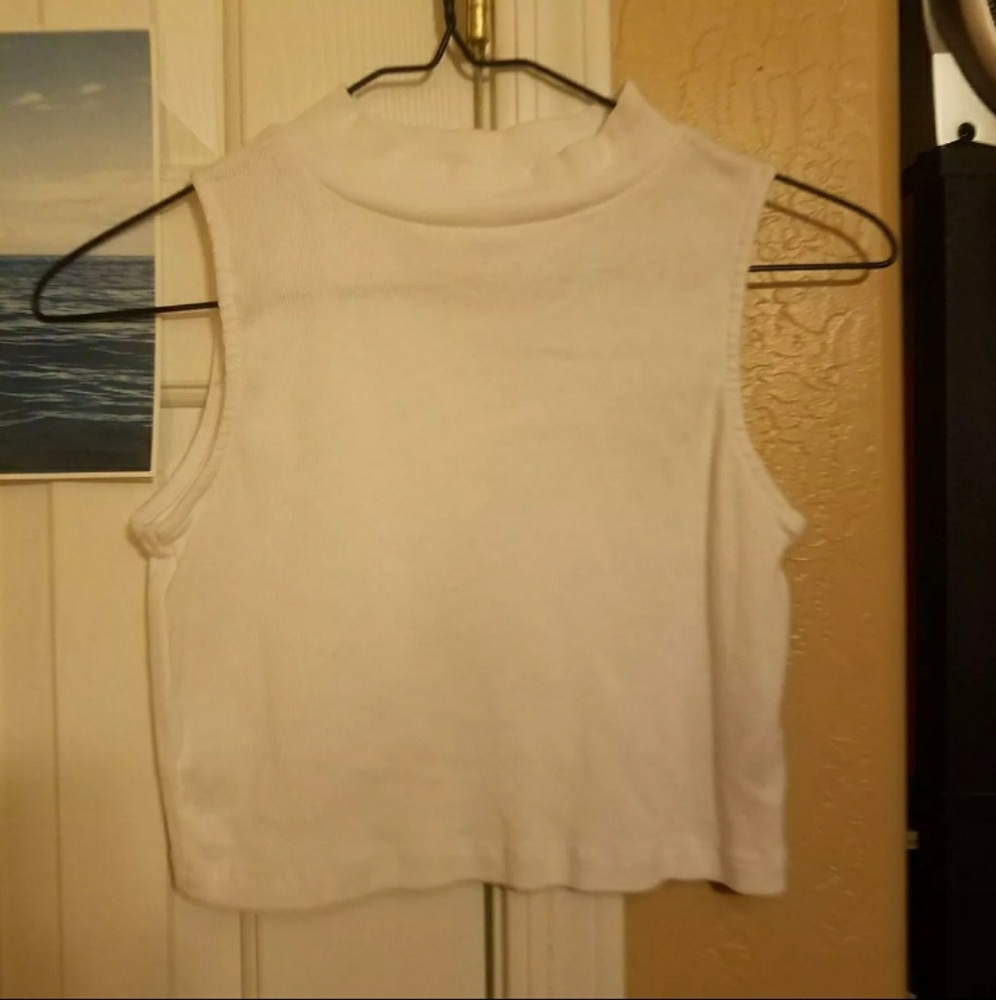 White crop top