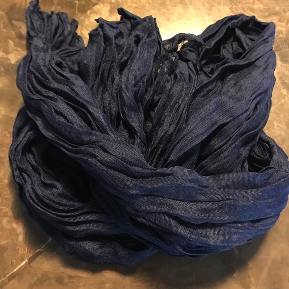 Casual soft wrinkle scarf - Picture 3 of 6