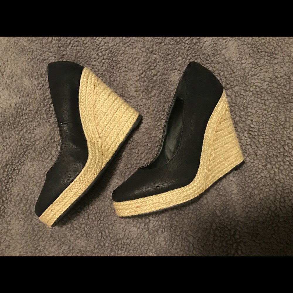 Black espadrille heels!