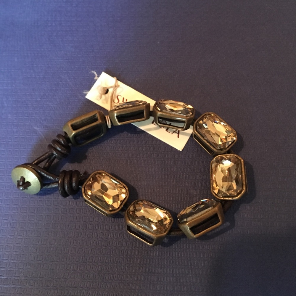 Large Rhinestone Bracelet - Picture 2 of 2