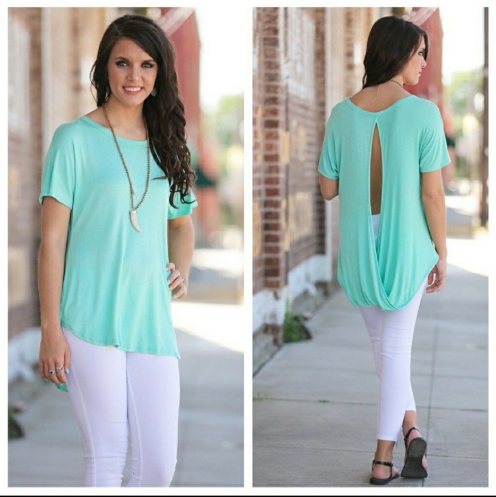 🆕 Mint Open Back Tunic