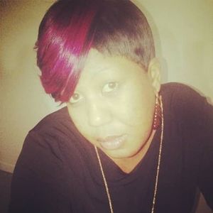 Meet your Posher, Rena