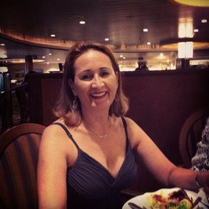 Meet your Posher, Nelsy