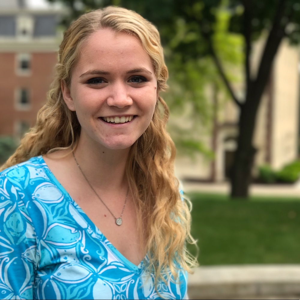 Meet your Posher, Caroline