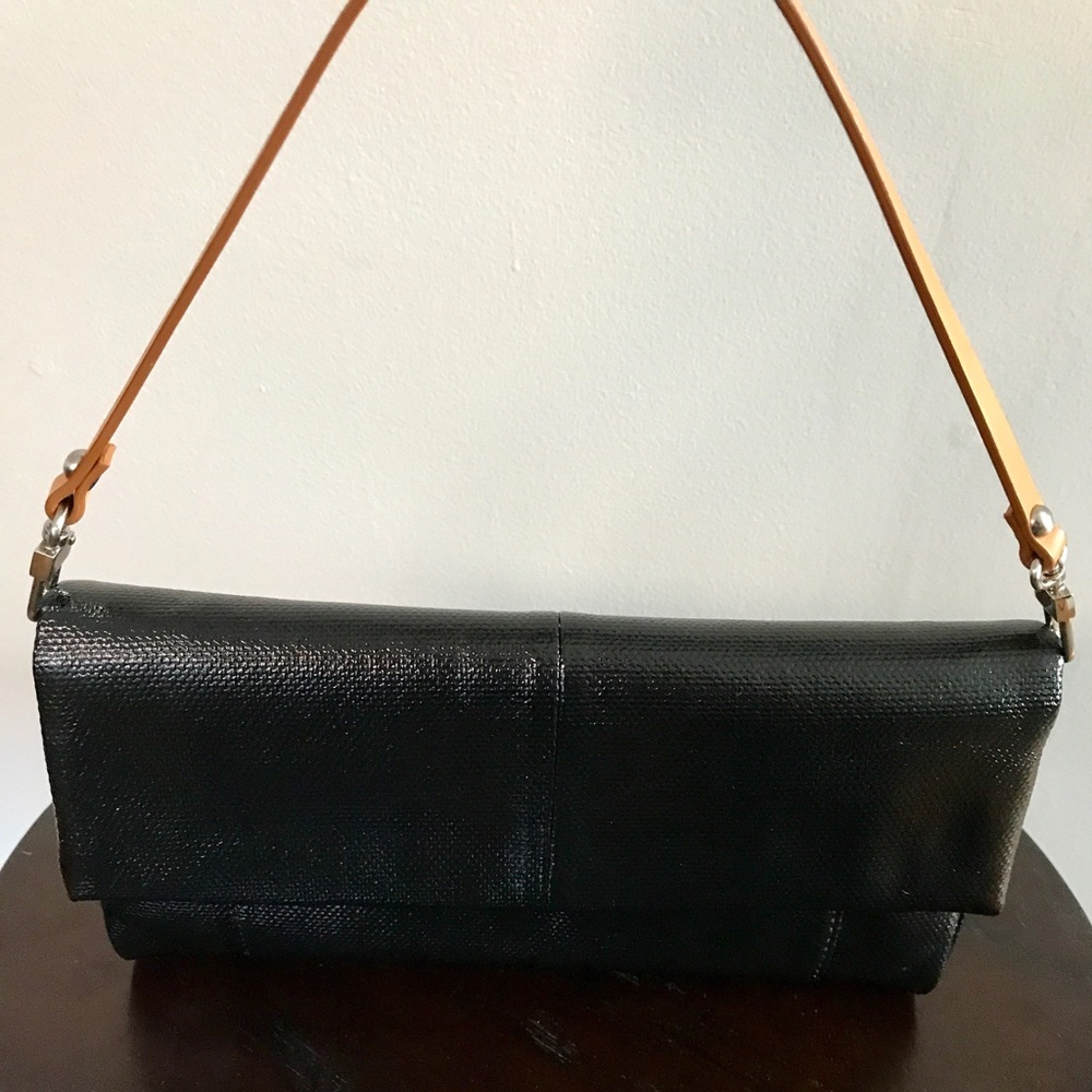 DISCOUNTED SHIPPING! KENNETH COLE PURSE