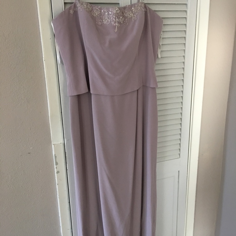 Mother of the Bride dress -Montage by Mon Cheri - Picture 6 of 9
