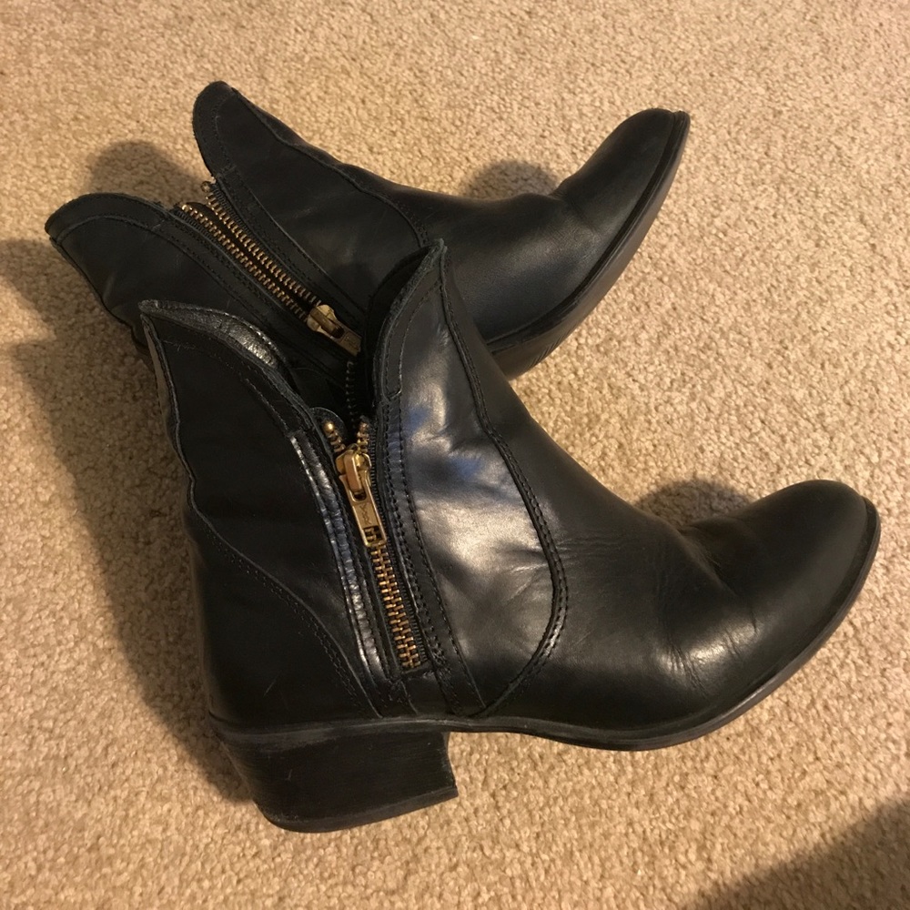 Steve Madden Booties