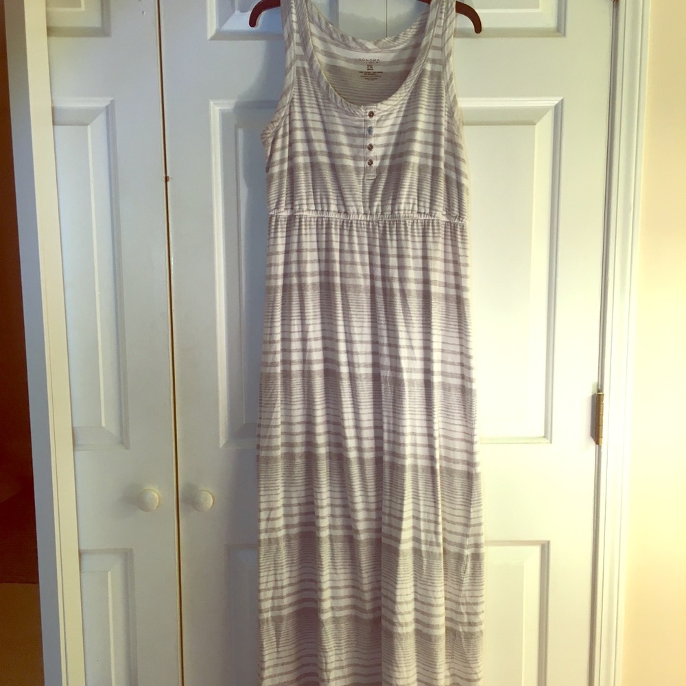 Sonoma Grey and White Maxi Dress