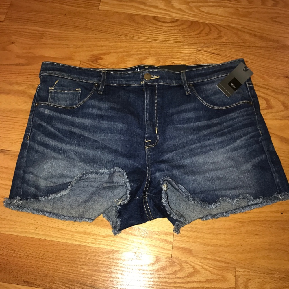 NWT Frayed Jean Shorts