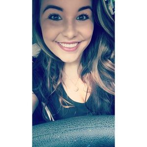 Meet your Posher, Chelsey